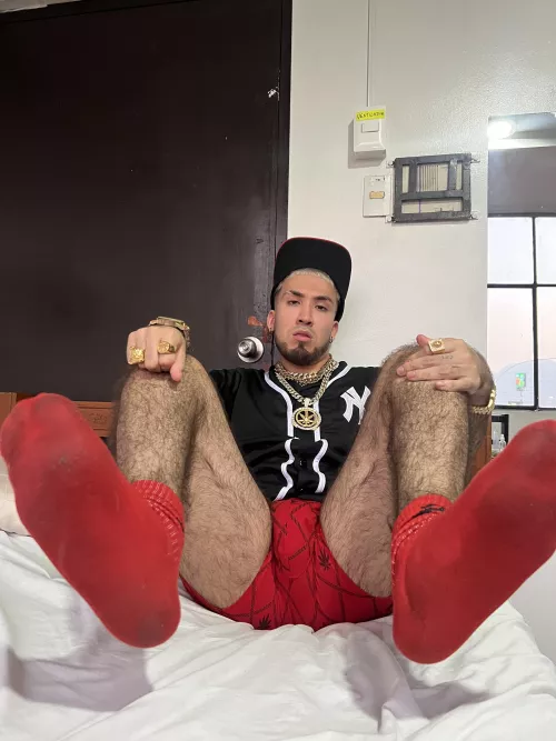 Look at these feet, I'm sure your face would thank you for having these on top of it