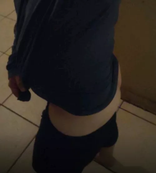 Sweetwater bottom looking for top 