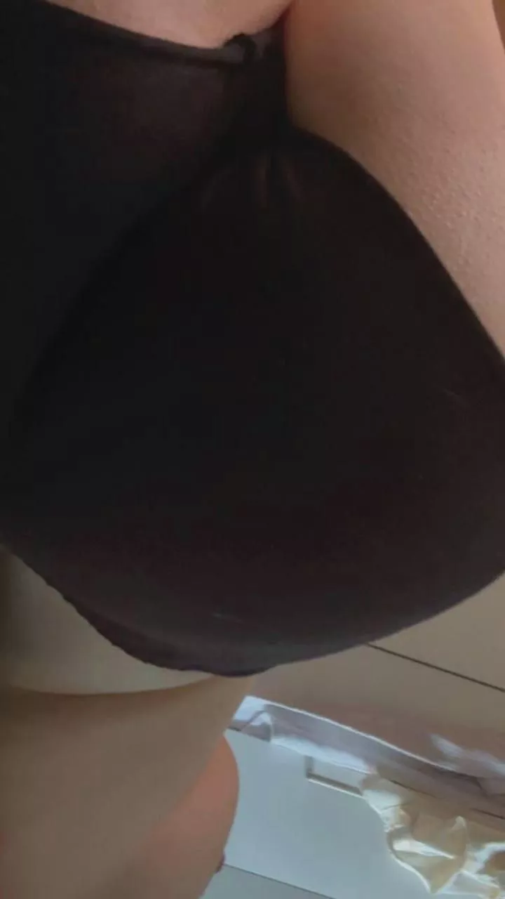 Ton sexe aime probablement plus mon cul que celui de ta femme.