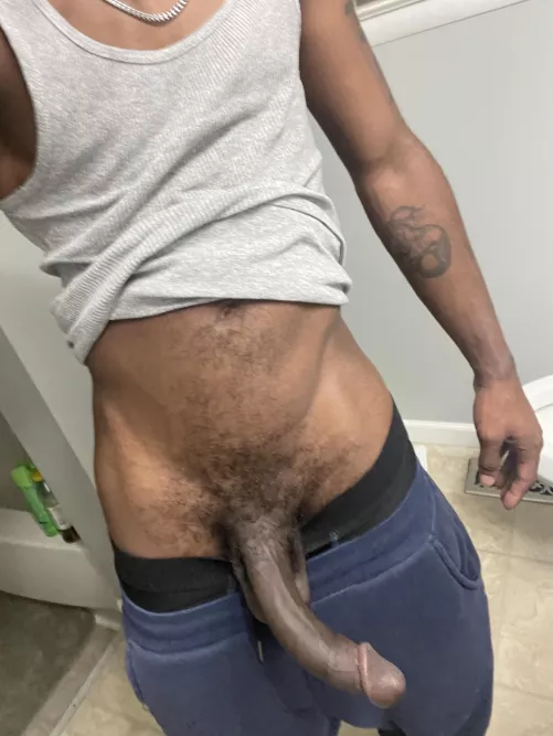 19 M 4 F (horny asf)