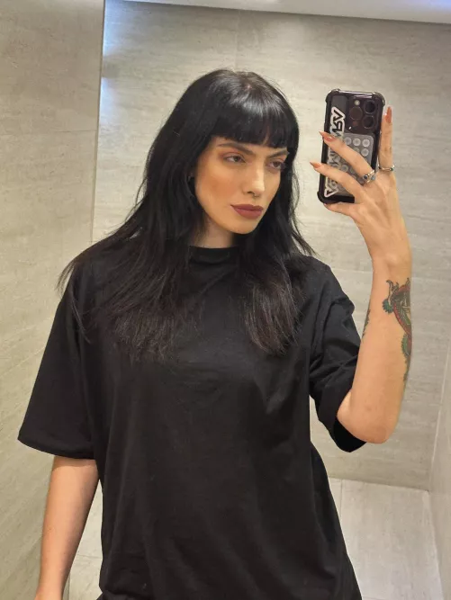 23F, single and in the mood for a chill night