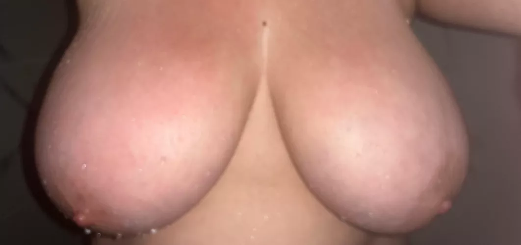 Anyone wanna help me soap up?? 