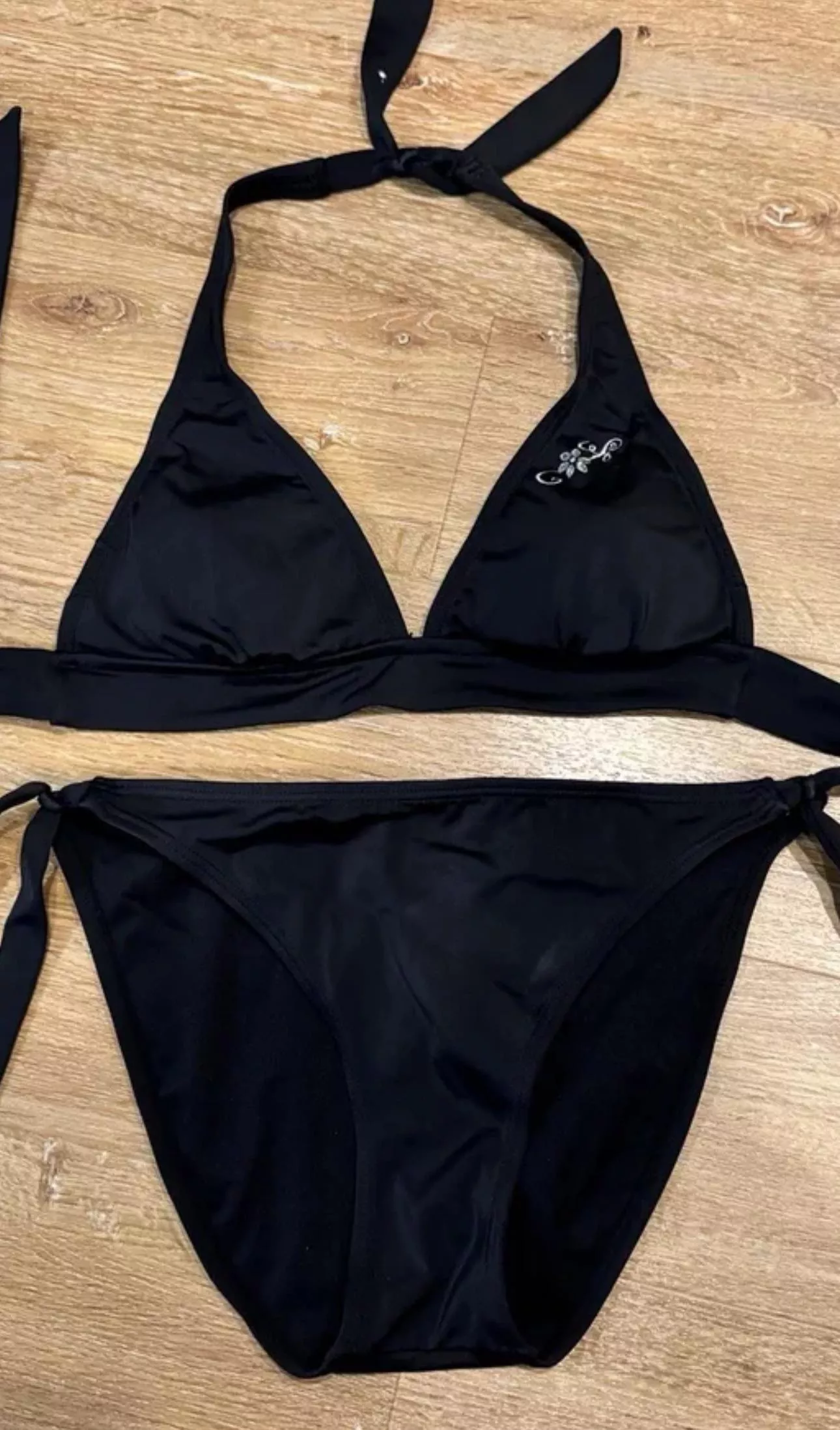 Bikini set any one??