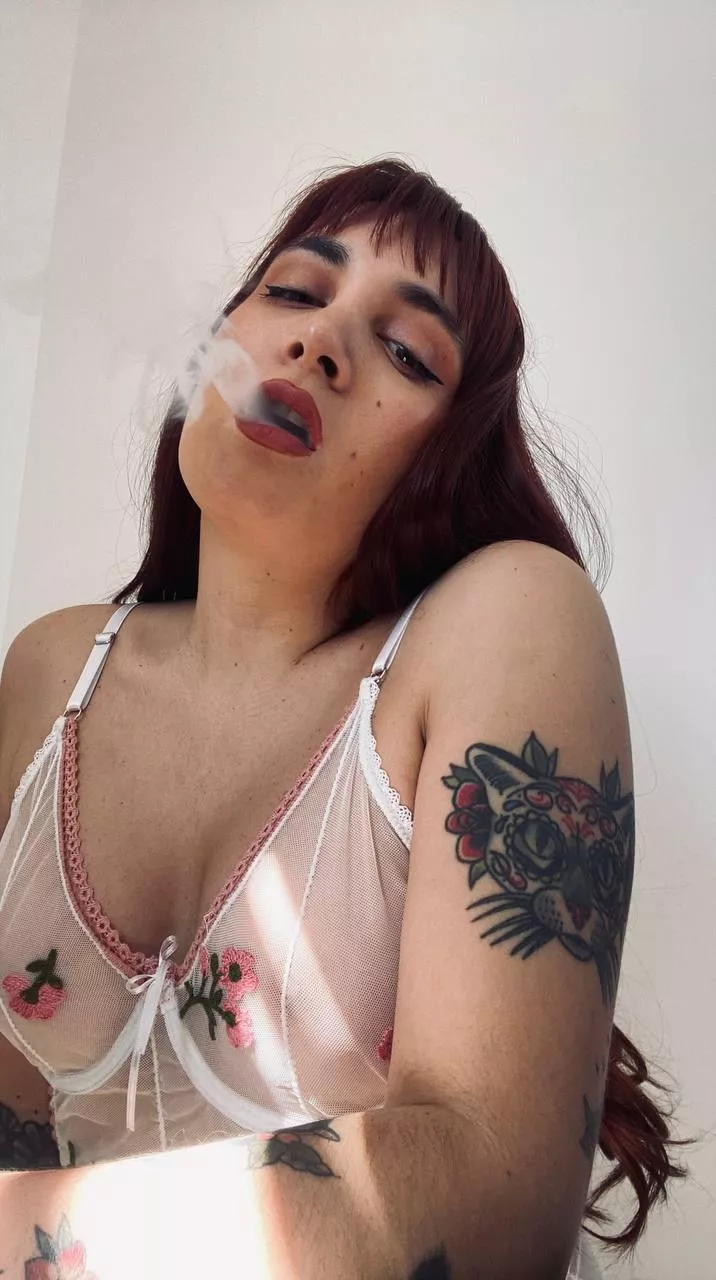 Do you mind if I smoke while I work on ur cock?
 