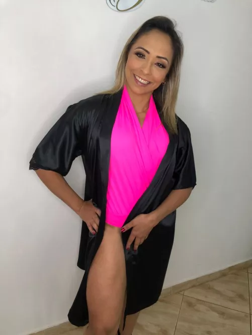 Elegance with just the right amount of tease