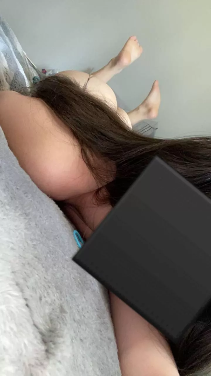 [F4MF][23] F cherche un couple