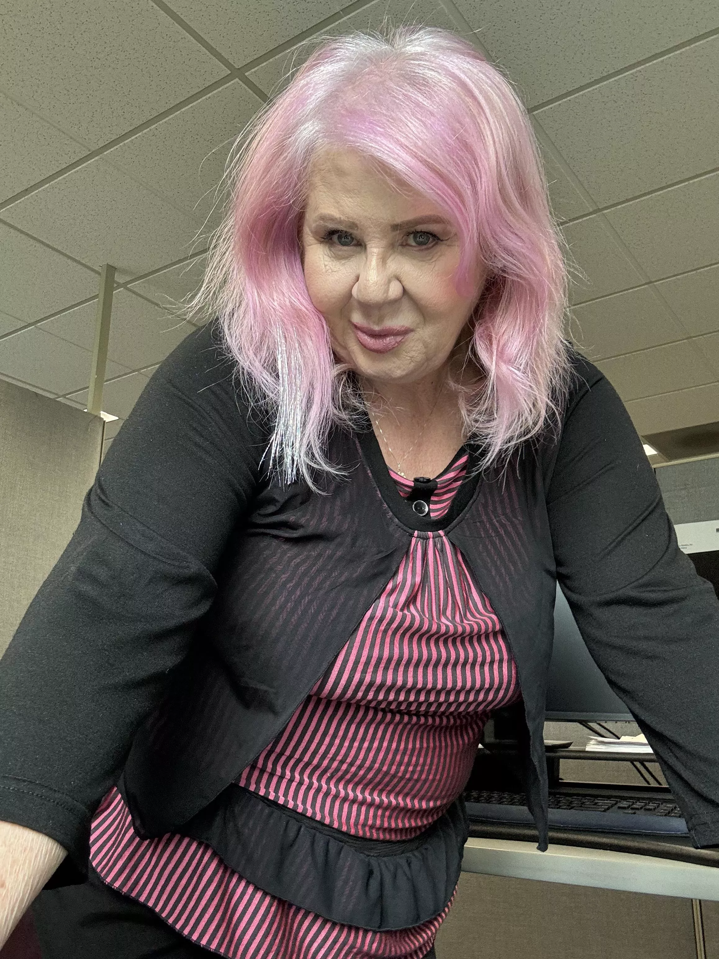 Felt sexy in my pink hair 