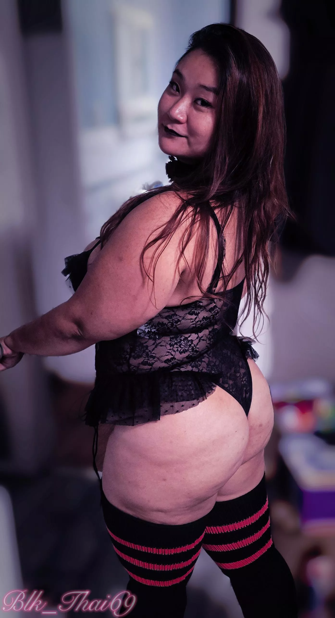 How's my ass look? 🍑😋