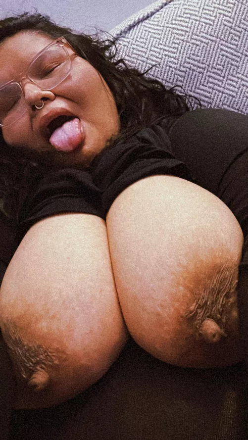 huge tits deserved to be sucked!