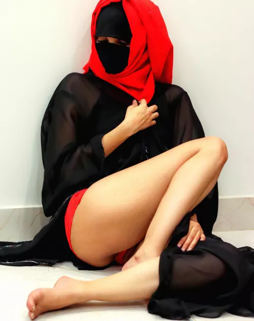 im convinced that im the horniest hijabi girl alive