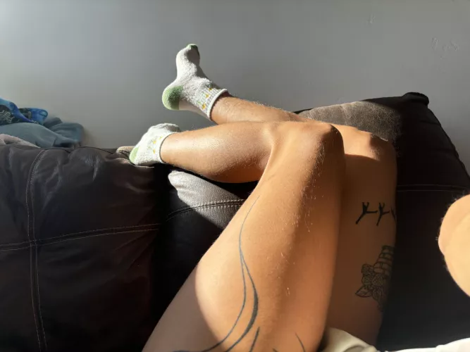 Love how my leg hair looks in the sun