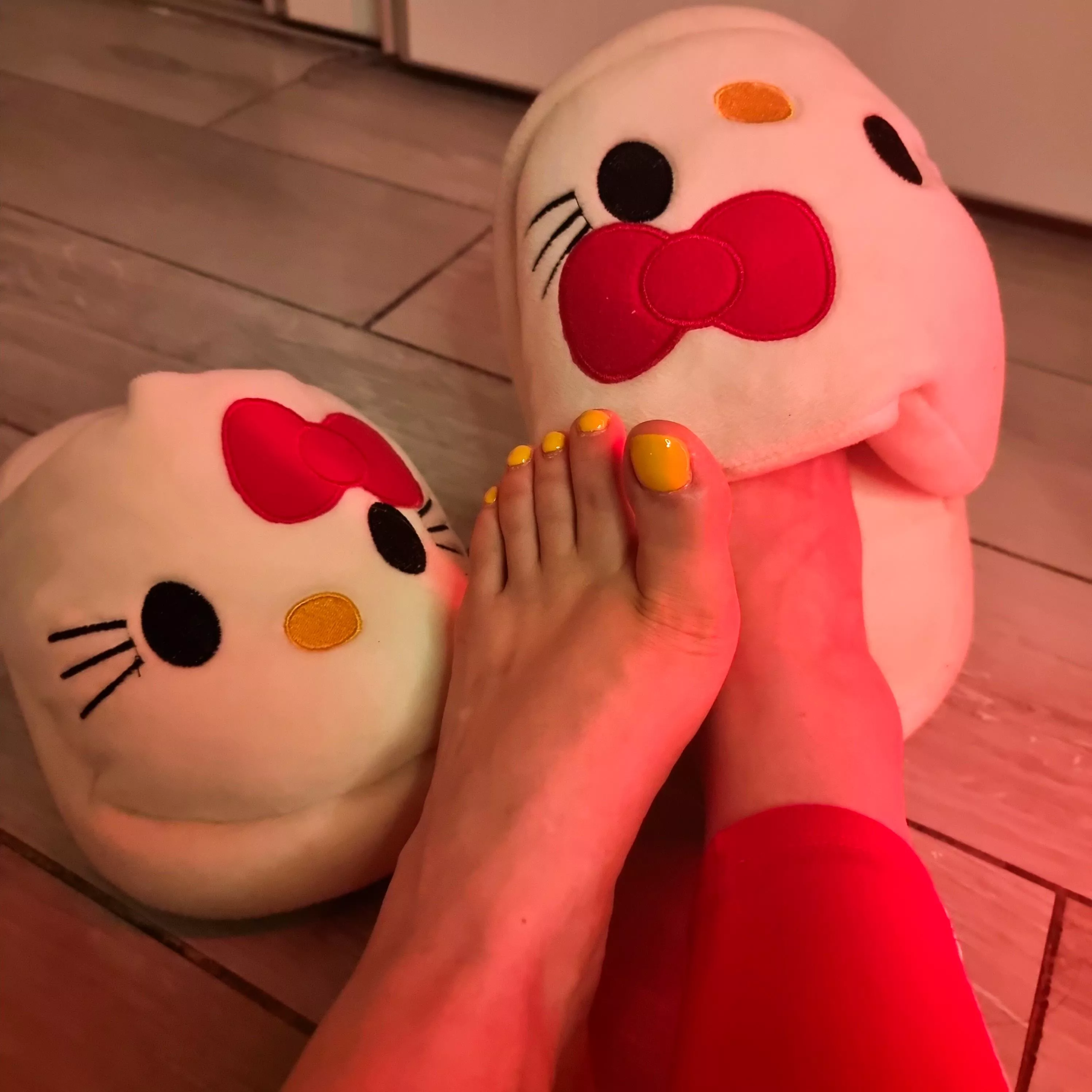 my clean feet to caress you... 