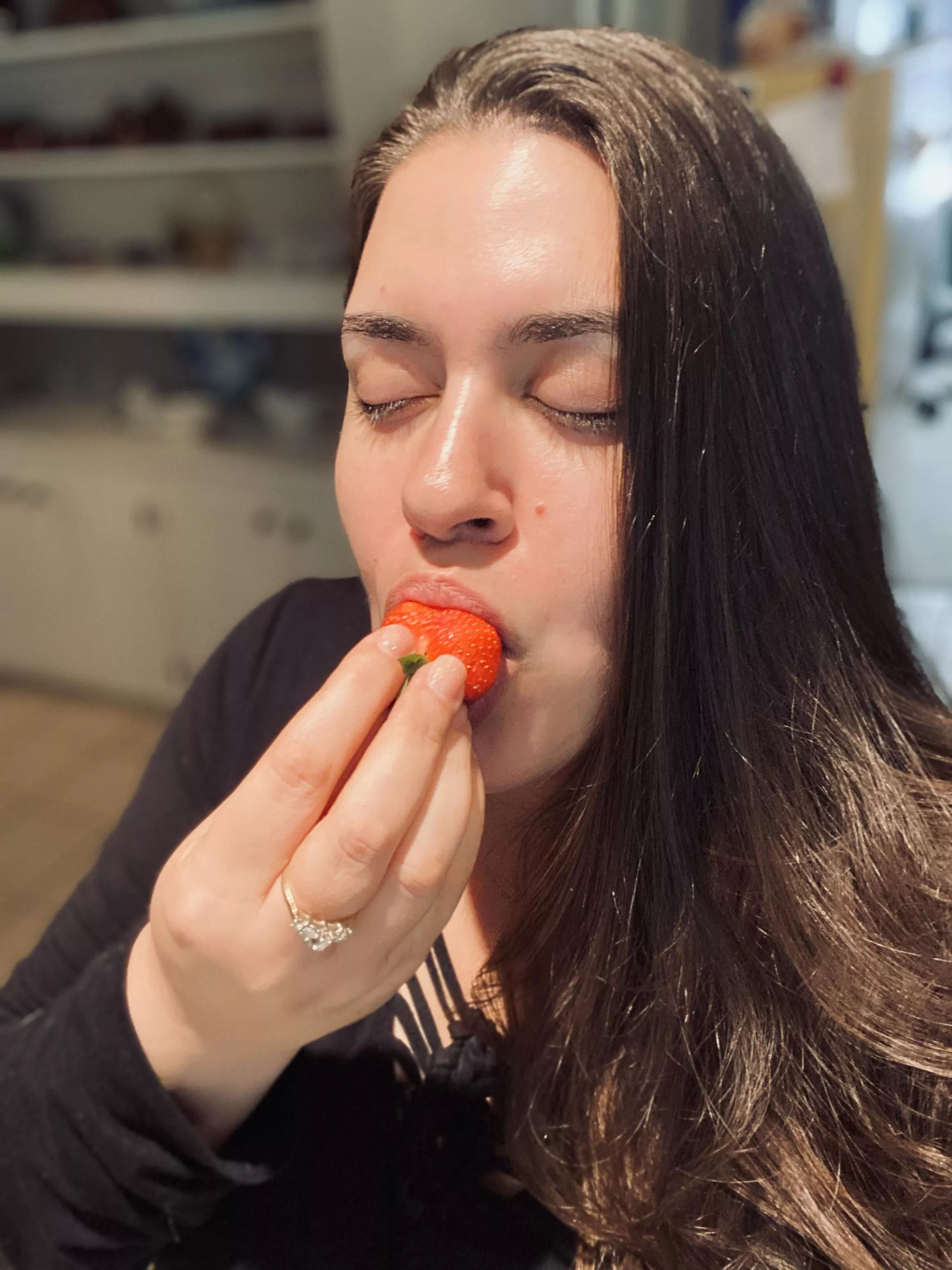 Need a girlfriend that doesn’t mind I have a boyfriend