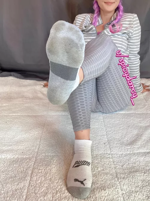 Place your face here [F]