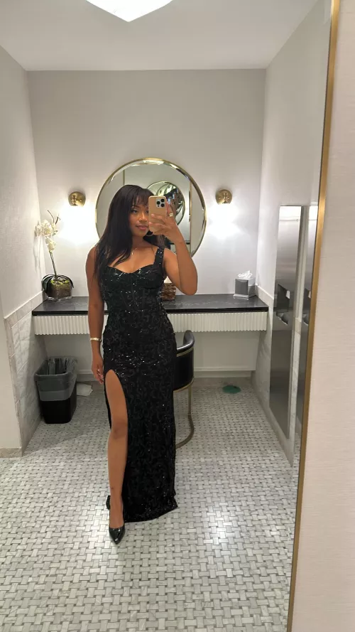 Quiana Onrae'l Holmes