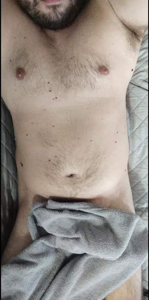 Tell me if you would like to see under the blanket...