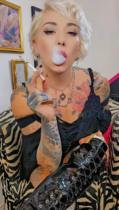 Thick creamy inhales always hit the spot for me 