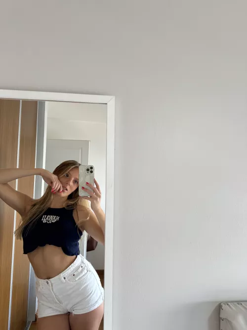  travelling to Illinois next week! any older daddies available to give me a decent creampie? I have a huge breeding kink, can verify that i am clean