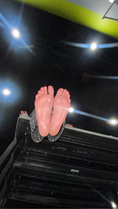 What if you were under these size 9s