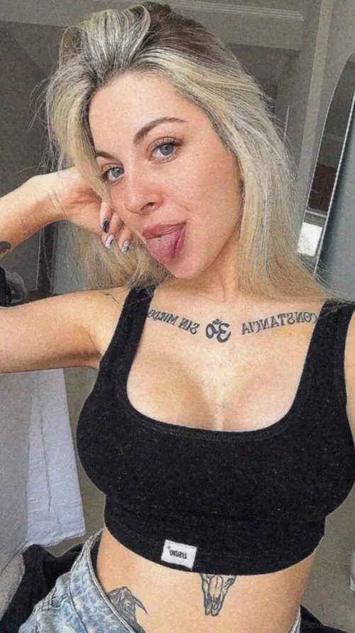 21 [F4M] #Wallington Bored of all the solo nights and empty texts. Ready to see what else is out there!