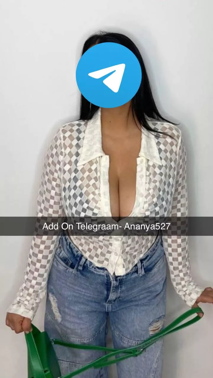 22f ....seductive vibes all around – I know how to keep things intriguing