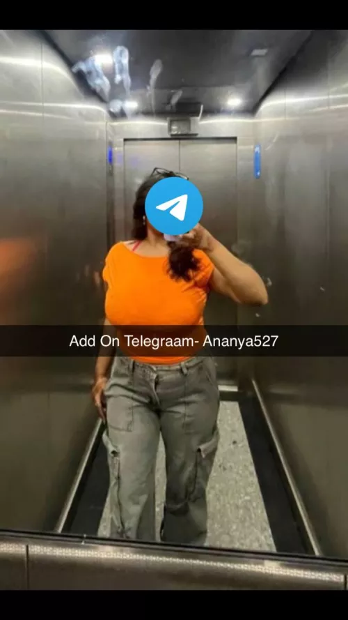 22f....I love how you appreciate my big boobs. Let’s make this sexting even more fun!