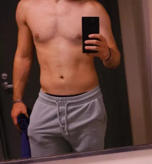 29 (M4T) NYC Male seeking trans woman for fwb situation. 