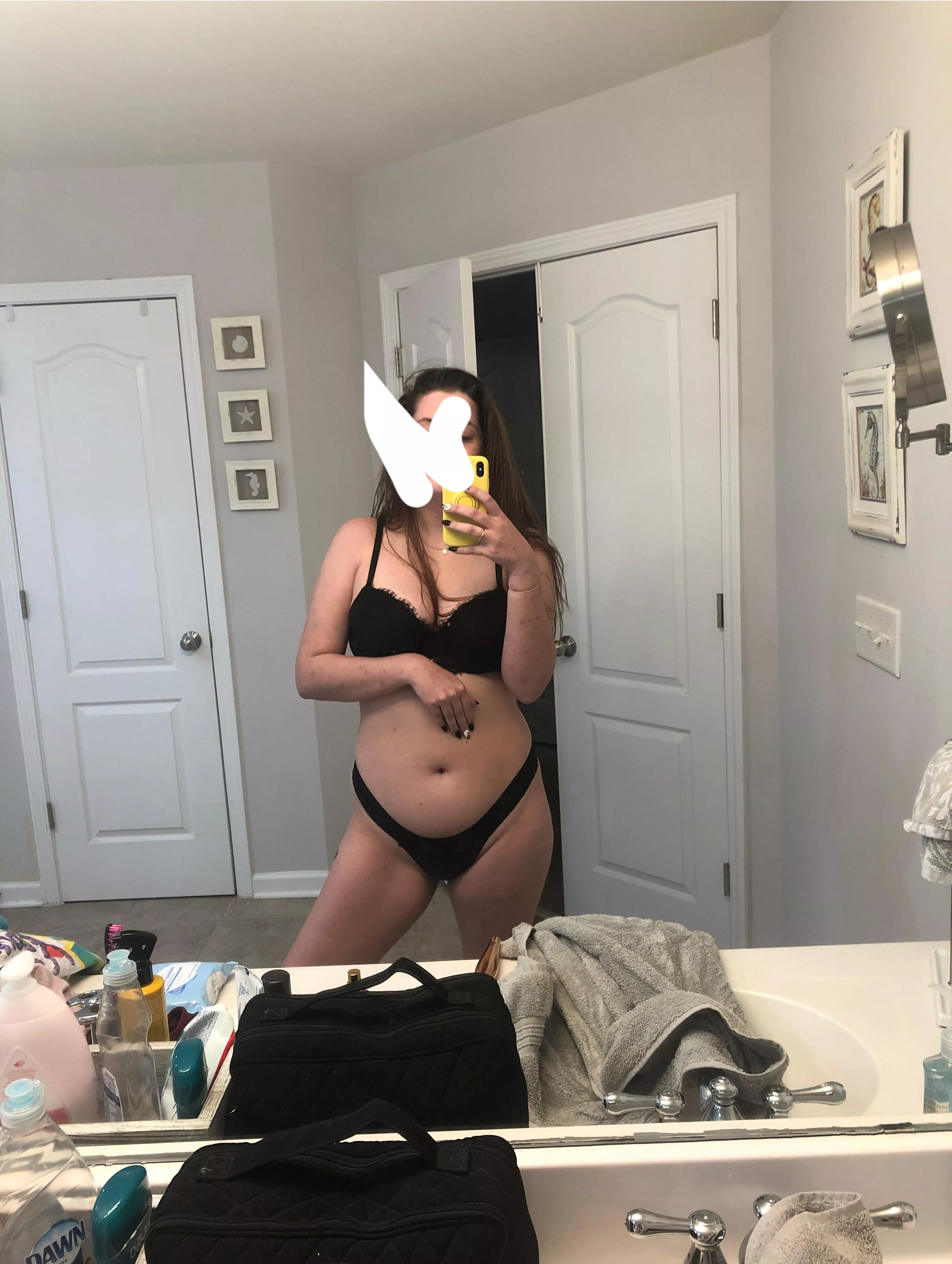 [b4d] 25F looking for help! Dm! Gfe or sd!! Online
