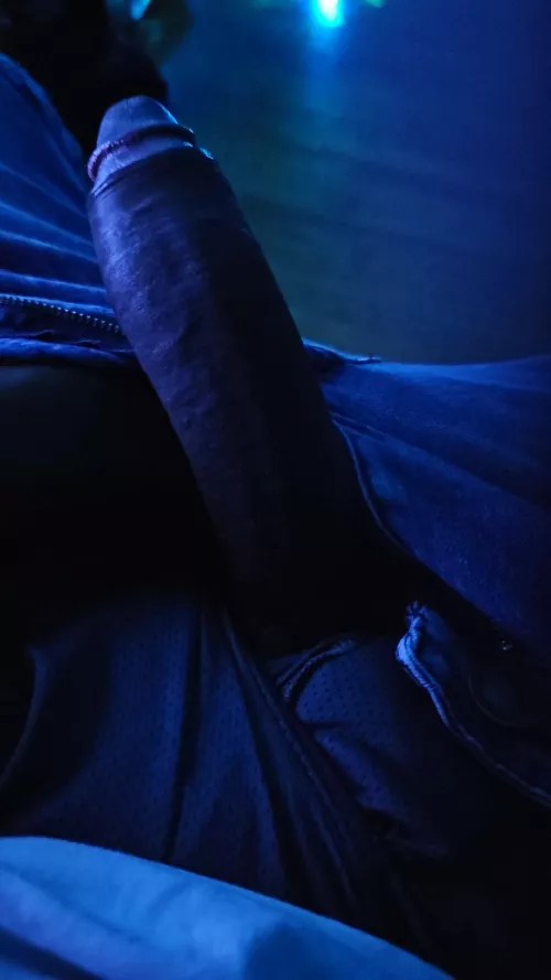 Bi top m4a who's dtf and wanna gets stretched out near whitehaven 