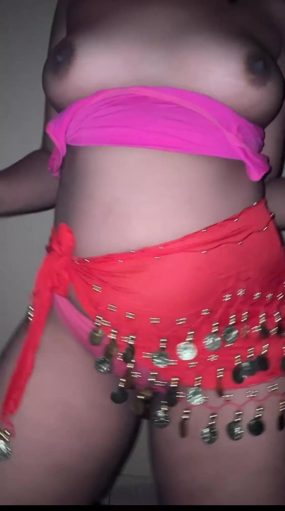 Desi MILF got big ass 