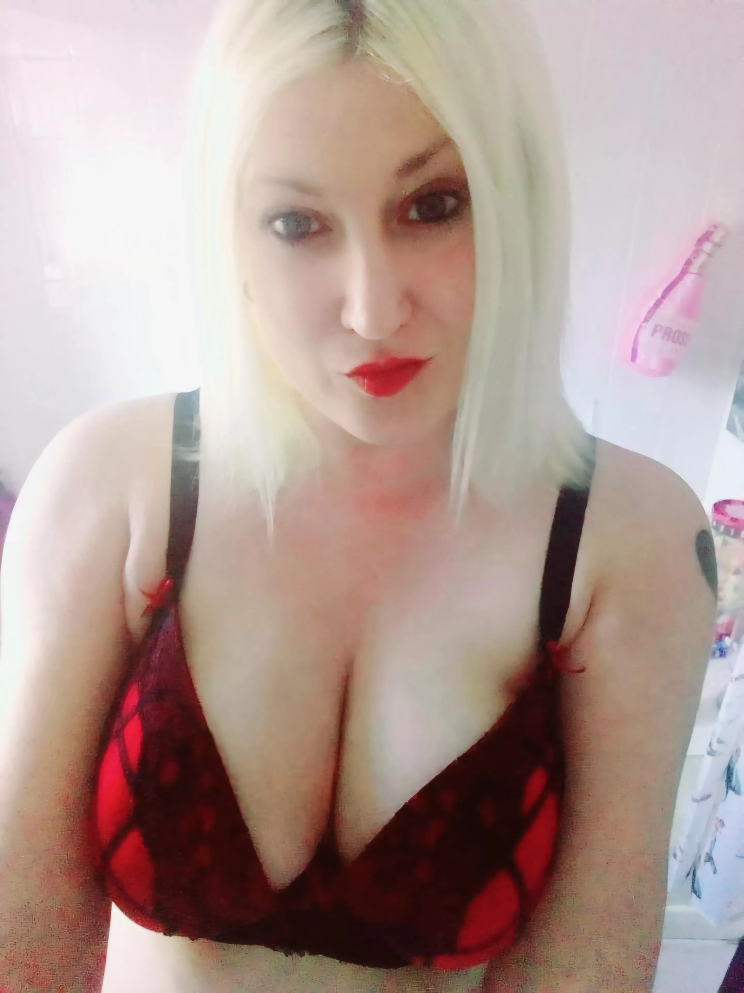 🚨🥇Double competition time this Sunday. 1. I'm looking for the biggest dick on reddit. 2. I'm also looking for the best boobs on reddit. Prize exclusive video access for each winner. Need 2 pics for both entries. 1) Soft and Hard. 2)In and out of 
