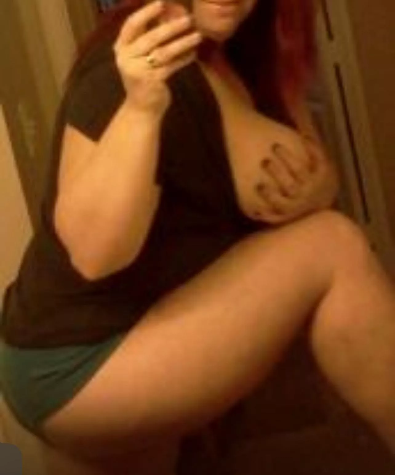Love to meet new fun sexy people. Where do y’all go? 