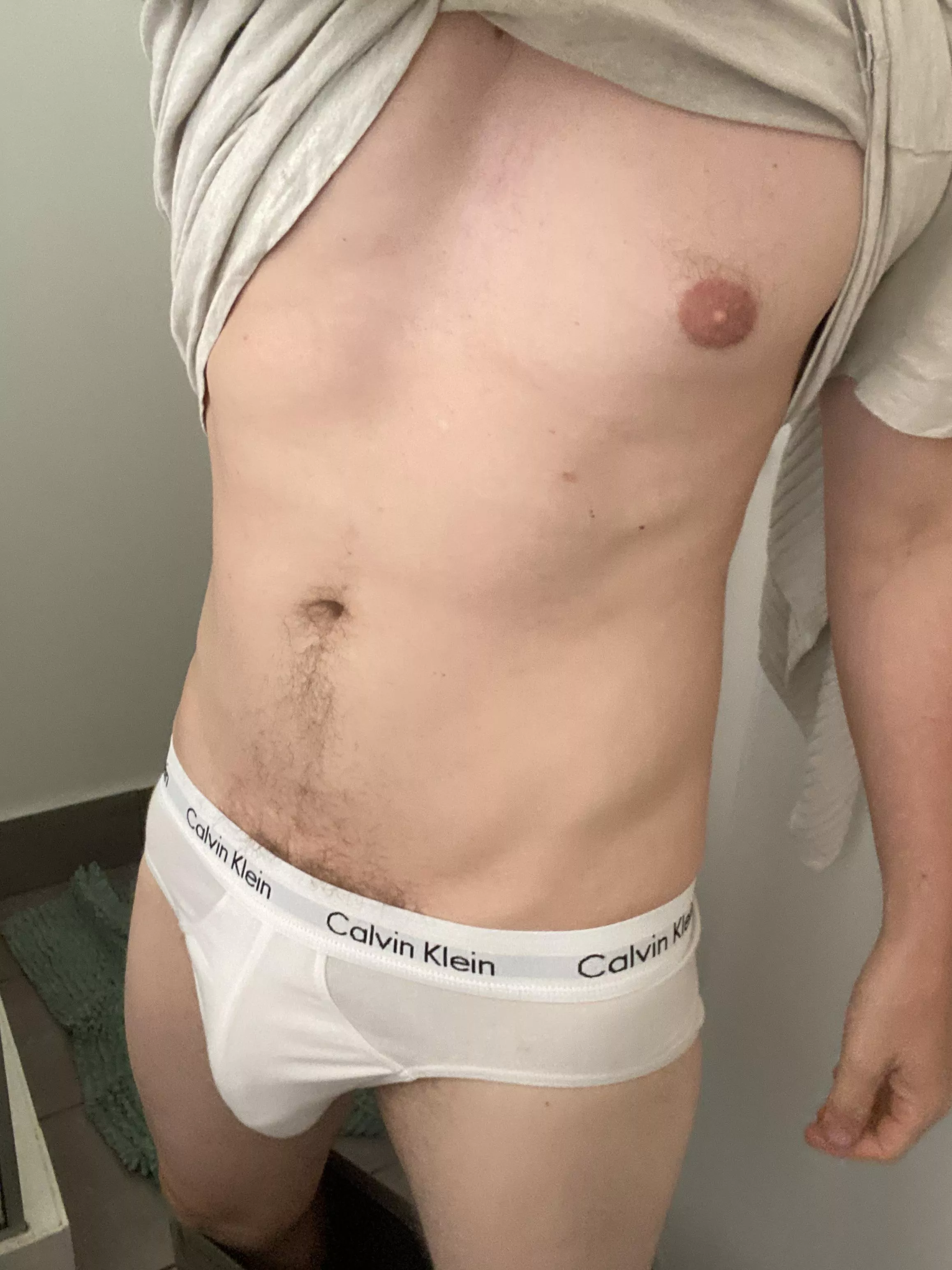 M 35 bi dude, looking for communal shower / change rooms fun near Joondalup 