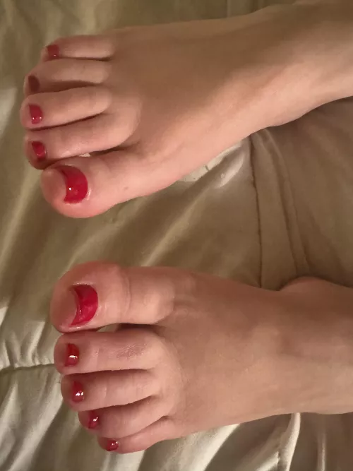 Only the cutest feet for you 