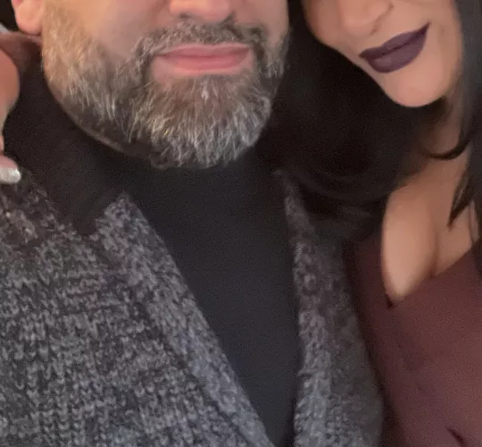 43/40 [MF4F/MF] #Cleveland - Attractive Bi Couple looking for new friends 