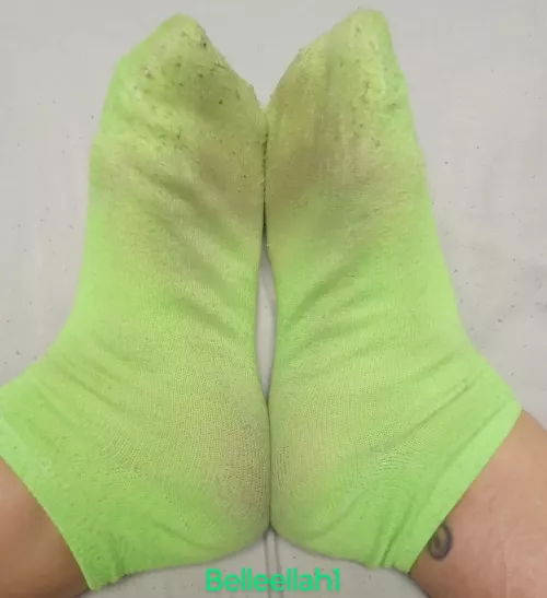 9 day worn sweaty work socks ready to ship to you! Message me to make them yours