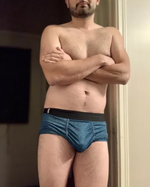 A little mystery never hurt anyone… but it might just drive you wild 😈