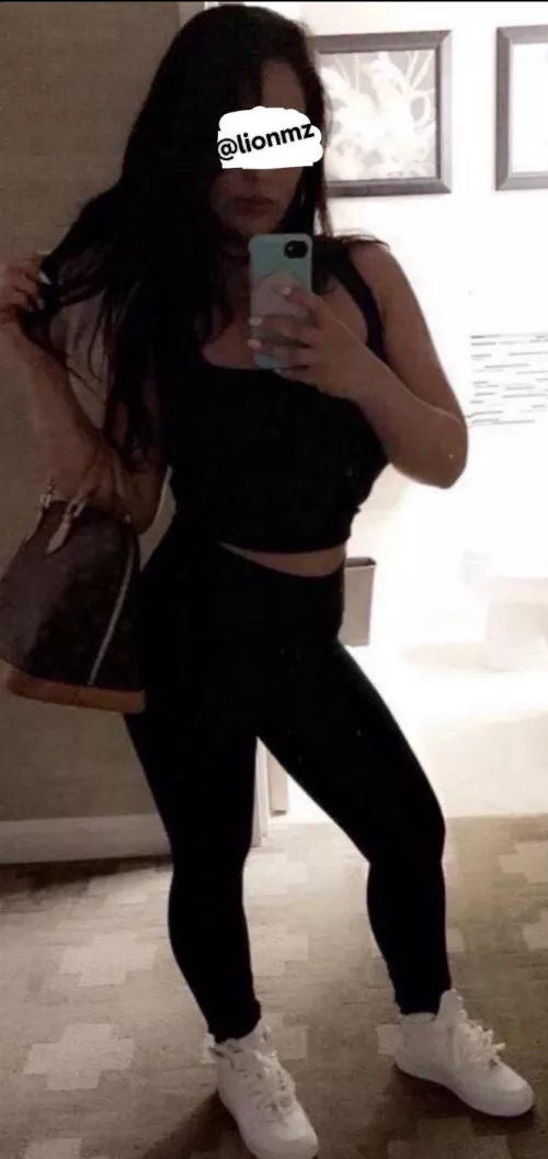 Attentive & fun gfe available 😏 looking to connect with someone who can keep up with my sexy energy 🍒 🫦 