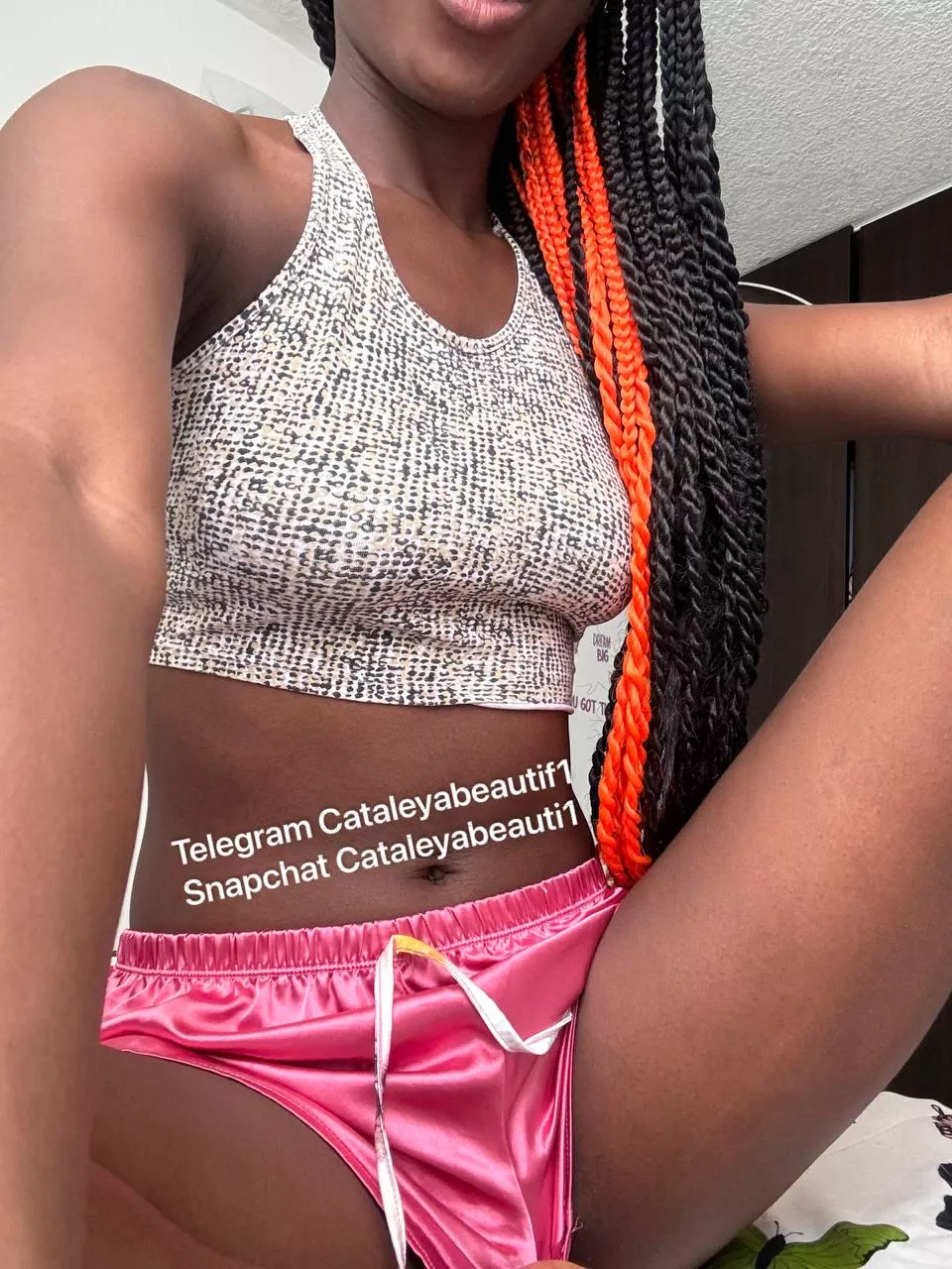 Happy start of the week, I am available for premium GFE and simple gfe,