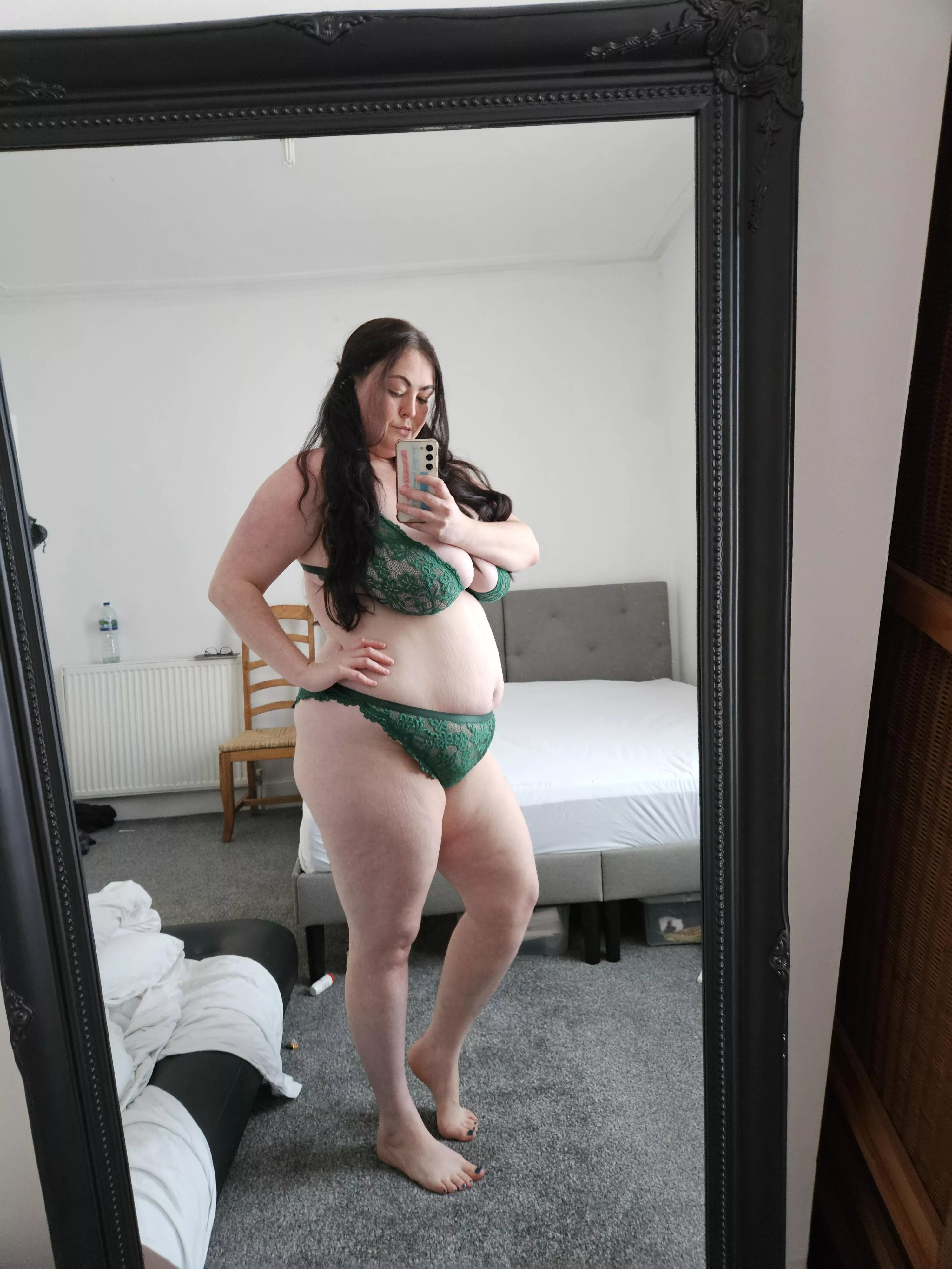 I wanna send nudes to random men, drop a ❤️ if you’re game