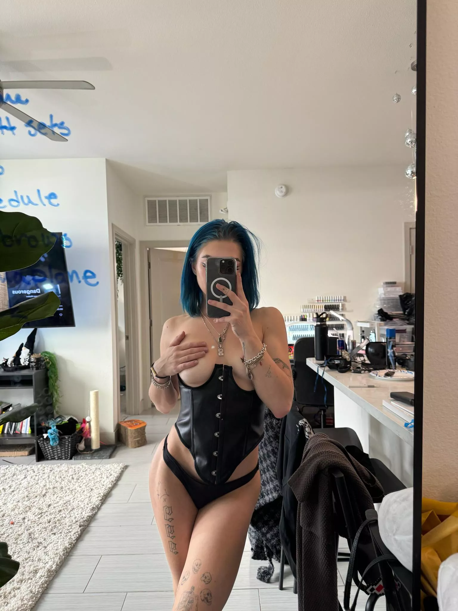 i will destroy your marriage by flaunting my curves and blue hair 