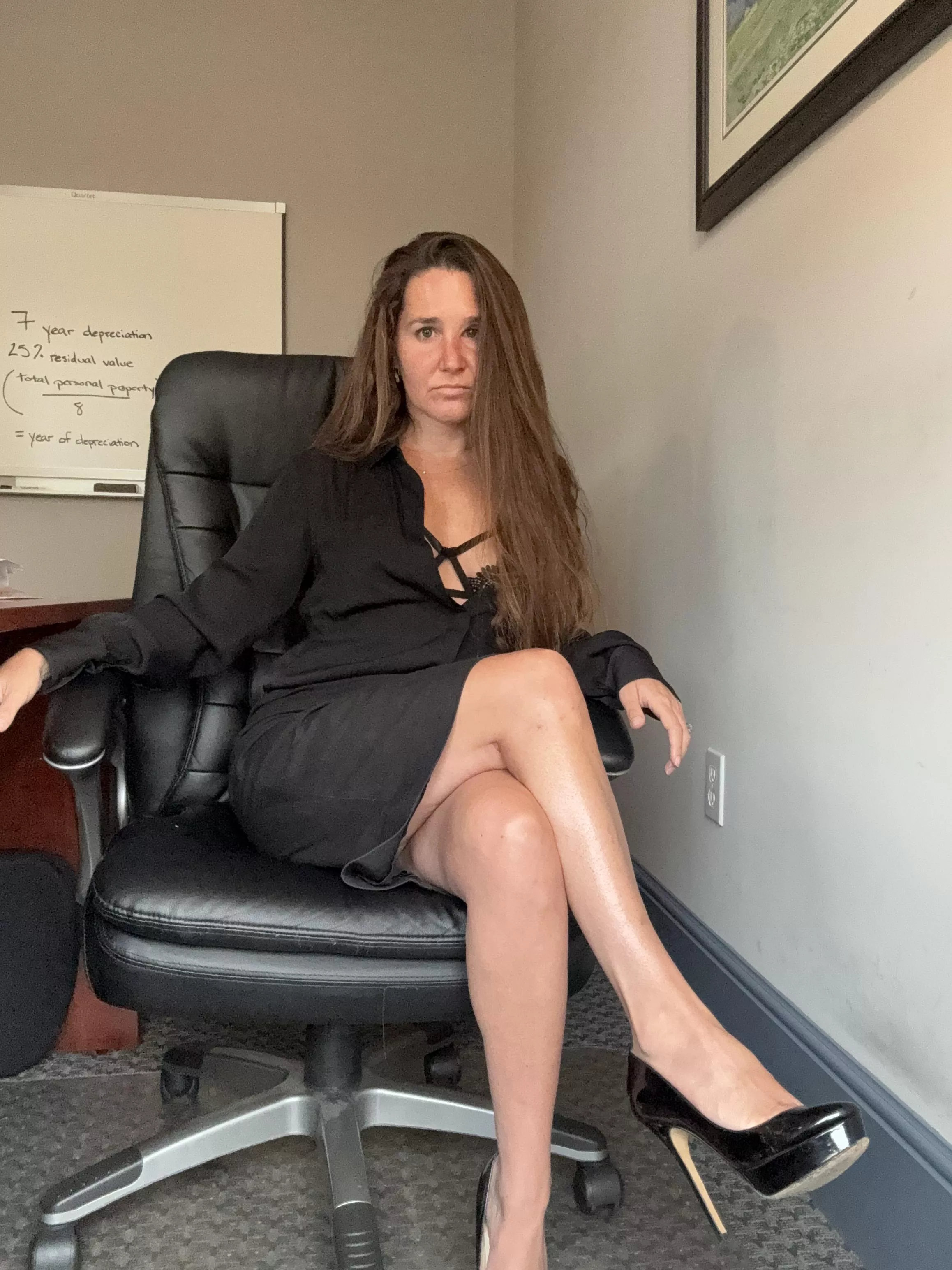 I'm the favorite secretary of my boss, i think you know why