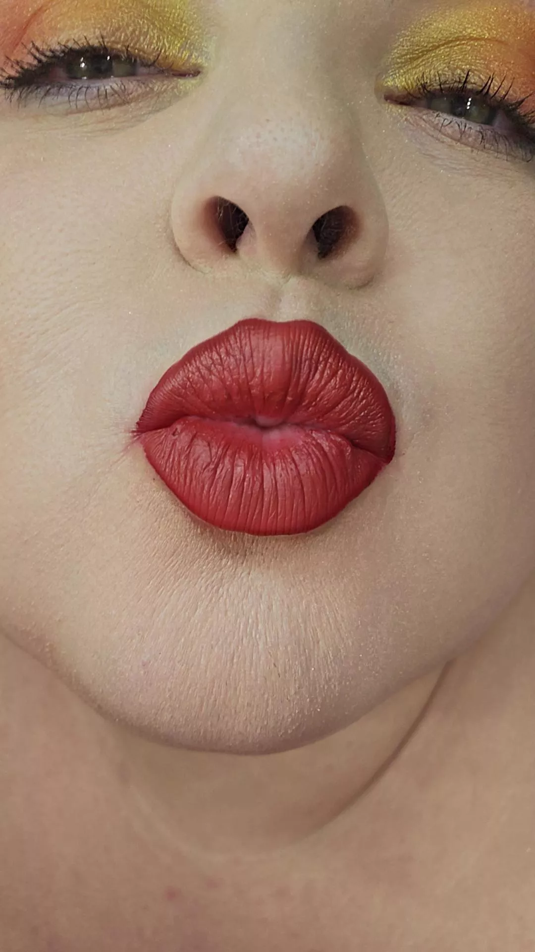 Kiss kiss 💋 😘 😗 😚 