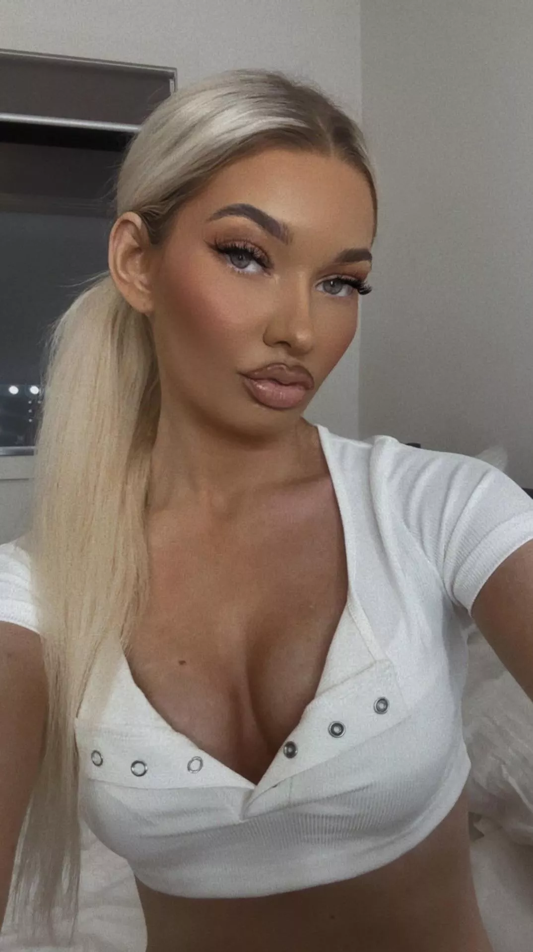 Kiss my plastic lips