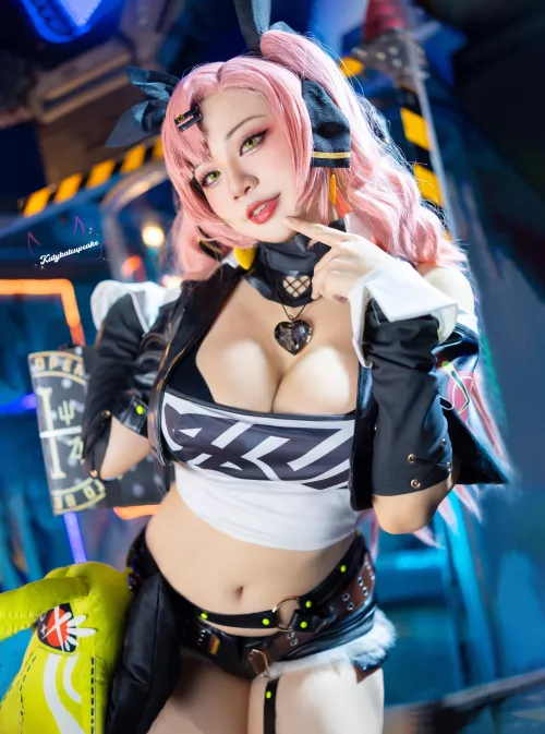 Nicole Cosplay by Katykatcupcake (Zenless Zone Zero)