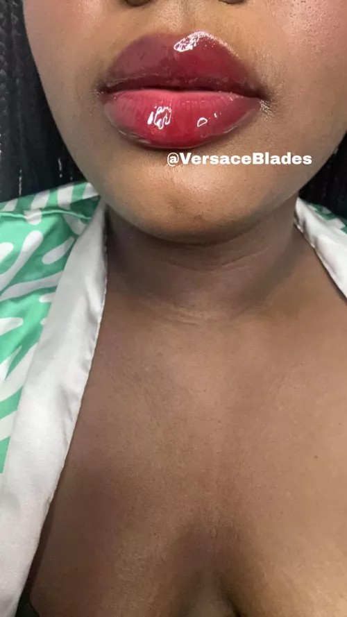 Who wants a big kiss 💋😘