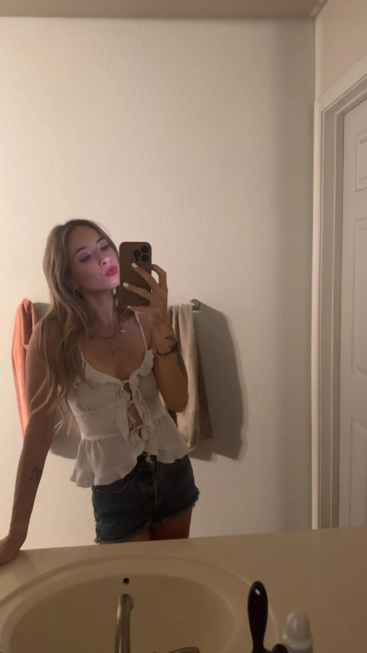 Who wants to have some fun😈