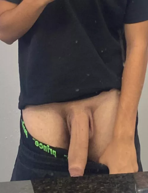 [18] think im a bottom 