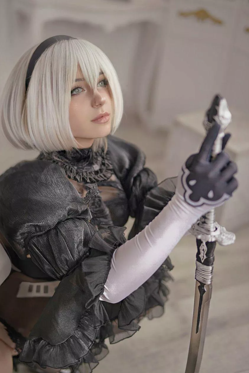 2B cosplay by (Kuroitsune) 