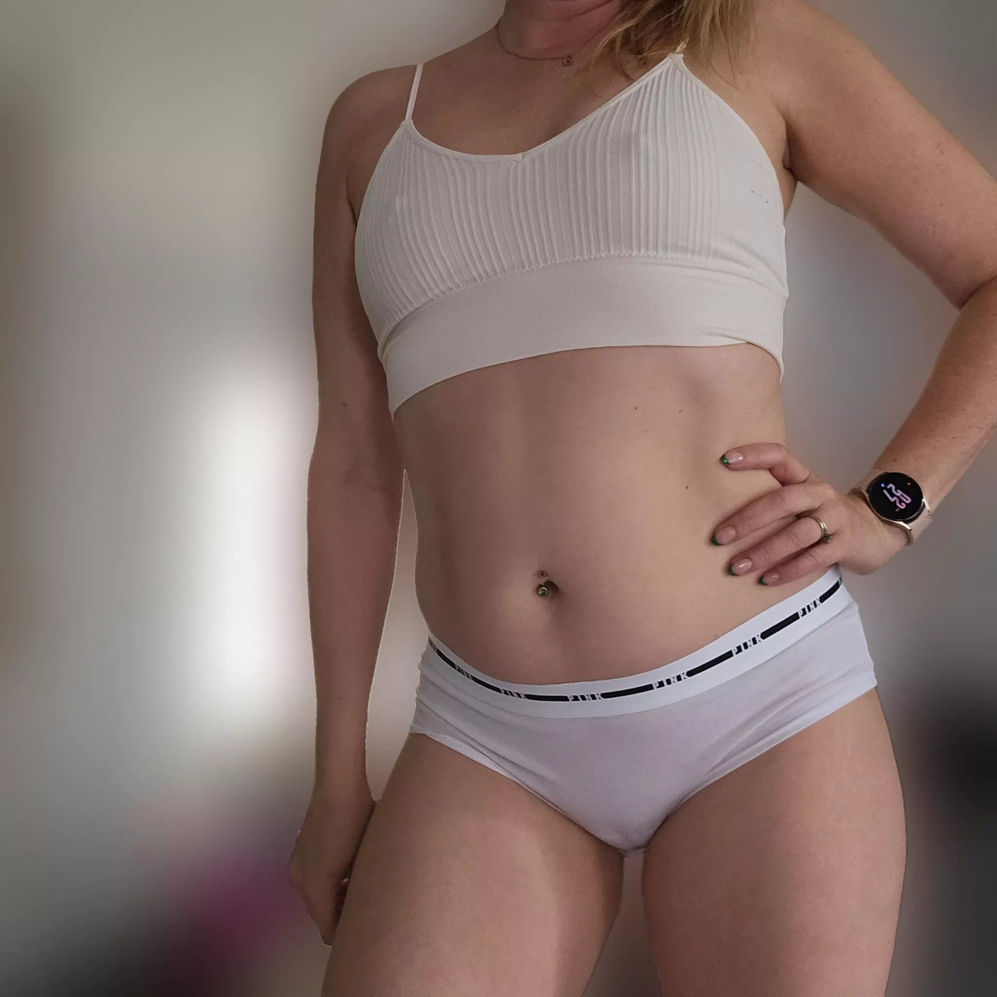 [41cpl4cpl m f] looking for fun friends west of town